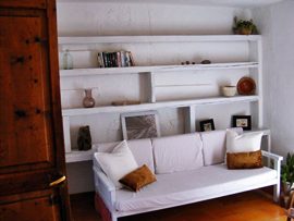 Wohn- und zusätzliches Schlafzimmer in Appartement 2